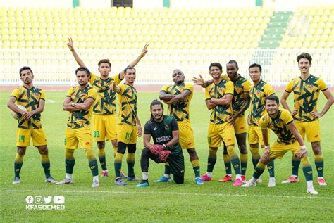 Menjadi pemain bola merupakan pilihan yang mulai diminati anak indonesia. Tunggakan gaji Kedah: Jurulatih, pemain senior bantu ...