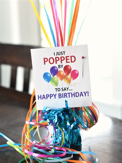 For a playful birthday card, cut out a cute fish from velvet art paper for the main accent on this fantastic little card. Money Gift Ideas: Birthday Balloons - Fun-Squared