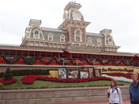 And Experience You Cant Miss Main Street Usa Right After Christmas