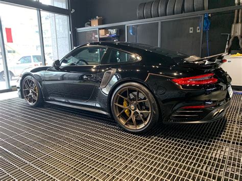 Porsche 9912 Turbo S Black Bbs Fi R Wheel Front