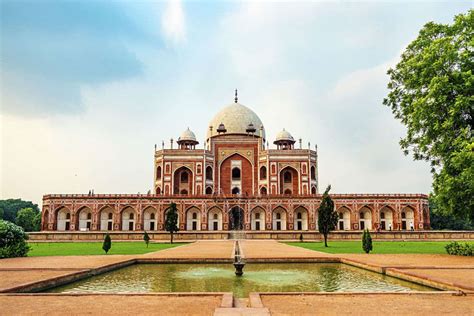 Best Places To Visit In Delhi With Friends - Cogo Photography