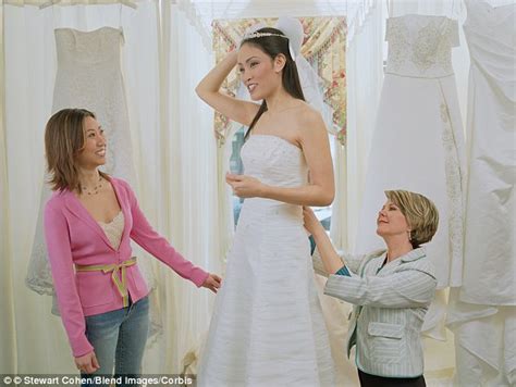 Japanese Company Sells Solo Weddings Where Girls Get Married Without A Man Daily Mail Online