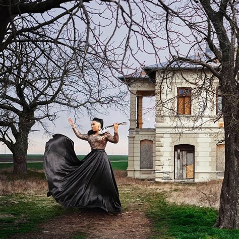 Apple Music에서 감상하는 Cristina Kiseleff의 Tum Hi Ho Violin Cover Single