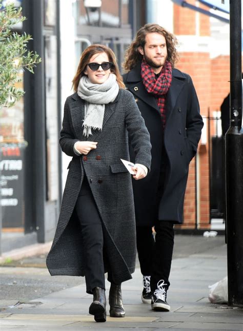 It seems that harry potter actress emma watson is giving up her hollywood lifestyle to settle down with her fiance. EMMA WATSON Out with Her Boyfriend in London 12/18/2019 ...