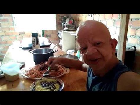 Site de musica criado para divulgar a musica dos cantores africanos. Minha Ostentação 🍤 - YouTube