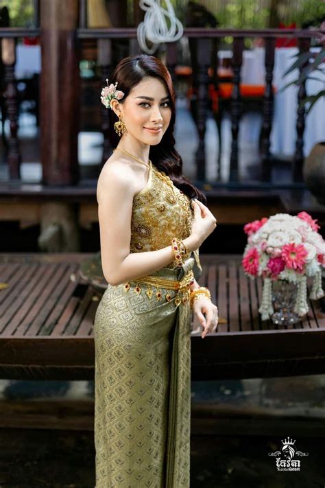 🇰🇭 Cambodia 🇰🇭 Luxurious Cambodian Traditional Wedding Dresses ⚜️ The
