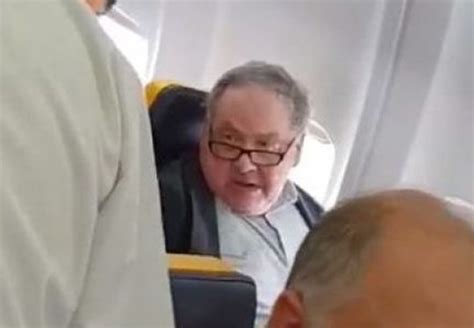 Racist Ryanair Passenger Who Called Woman Ugly Black Bd Could Get Away With It Metro News
