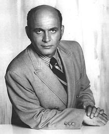 He and his father hated each other, in life and in death, which stemmed from fergus being an abusive alcoholic to gavin. Gavin MacLeod - Wikipedia