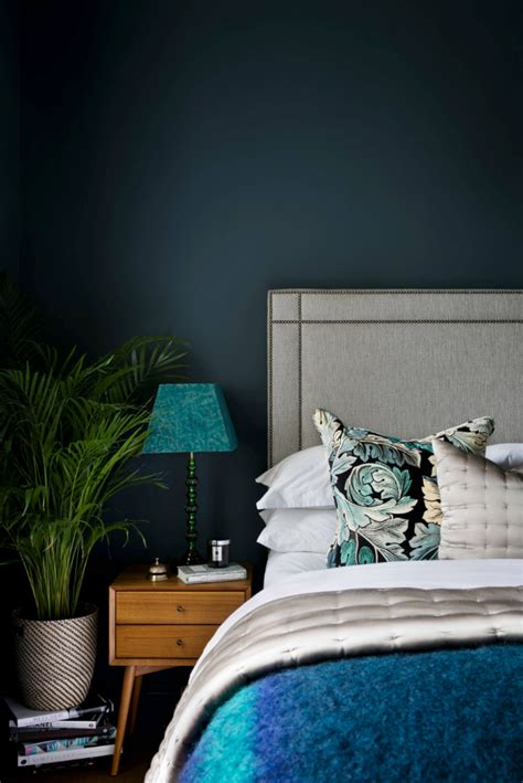 5 Swoon Worthy Moody Blue Bedrooms You Can Re Create Today Teal