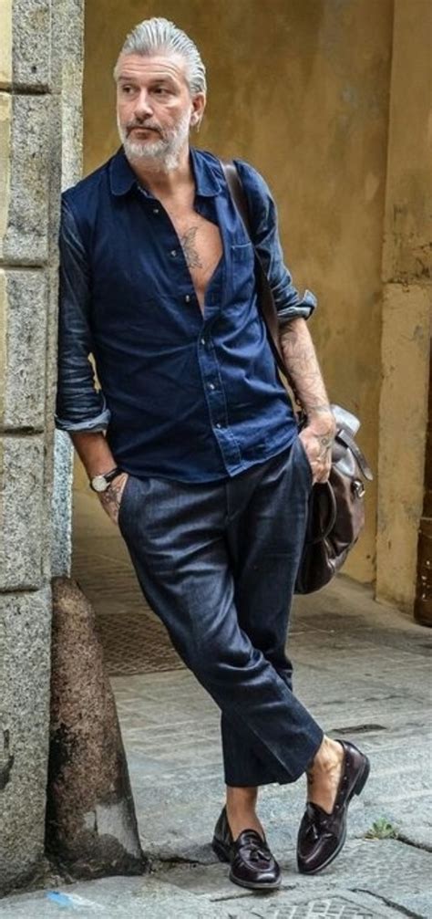 40 Classy Casual Outfits For Average Men Over 50 Fashiondioxide