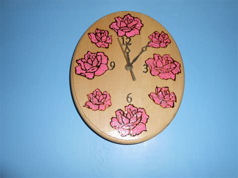 I Made This Woodburn Rose Clock It Is Battery Operated Aa Rose