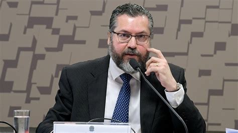 Ernesto Araújo Critica Governo Bolsonaro Virou Base Do Centrão IstoÉ Independente