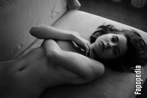 Kate Samoilova Nude Photos
