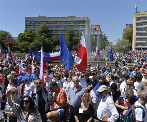 Donald Tusk Zapowiada Gigantyczn Manifestacj W Warszawie Kiedy