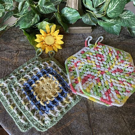 crocheted pot holder set trivet pot holders cotton pot etsy in 2020 etsy etsy finds etsy items