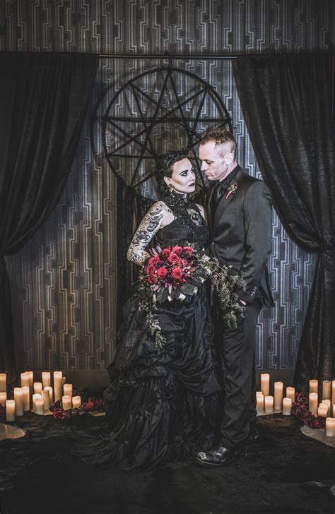 Halloween Goth Wedding Ideas Popsugar Love And Sex Photo 39