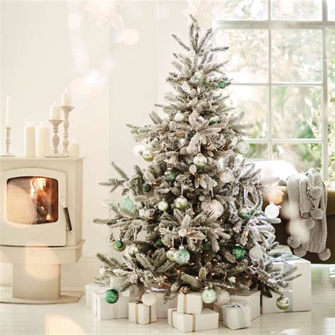 Best Artificial Christmas Trees To Dress Up The Festive