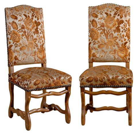 A refined set of 8 french country dining chairs with fine woodcraft, and details. Set of 8 Country French Dining Chairs at 1stdibs