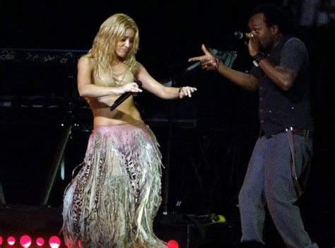 Shakira Dancing Nude