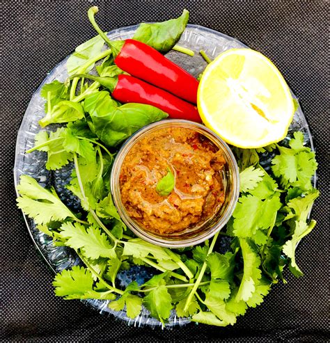 As a carnivore, i assumed vegetarian thai wouldnt be as flavorful, and i was so wrong. Vegan Thai Red Curry Paste | Thai Food Made Easy | Vegan ...