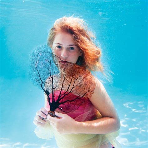 Amazing Underwater Photography By Elena Kalis Be Creative