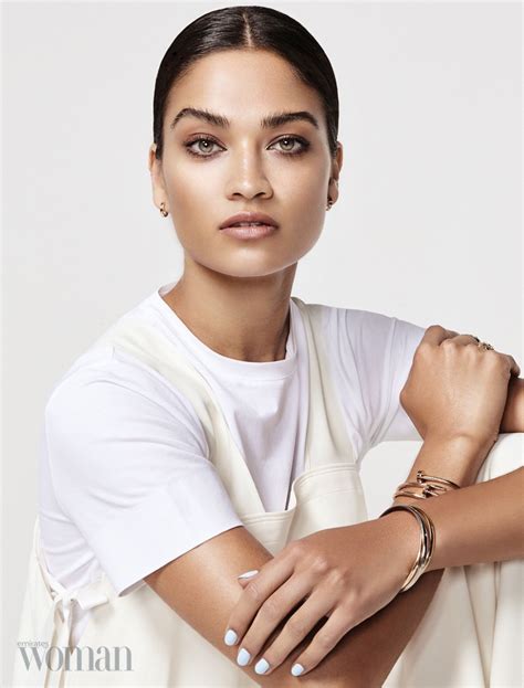 Shanina Shaik Shows How To Wear The All White Trend In Emirates Woman