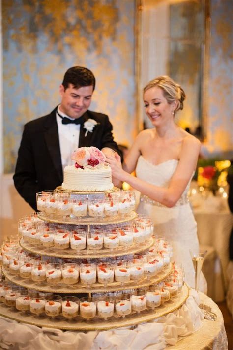Cheap And Cool Wedding Cake Alternatives Page Of You And Big Day Alternative