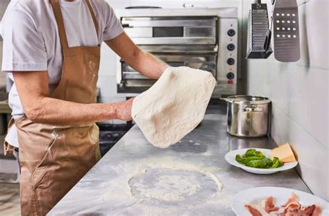 8 Steps To Toss Pizza Dough Step By Stepy Guide