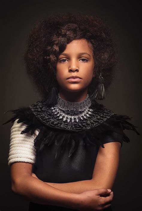 This is the purpose that every women and girls desire to maintain their beautiful hairstyles and visit to the modern hairstyles simple and easy hairstyles allow an individual to look unique and also more beautiful. 15 Baroque-Inspired Breathtaking Portraits Of Girls With Natural Afro Hair