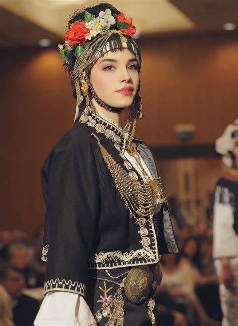 Return To The Mediterranean🏺 On Twitter Traditional Dress From Macedonia Greece