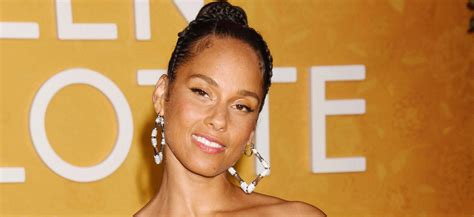 Alicia Keys Says No Makeup Decision Was Rebellious Moment