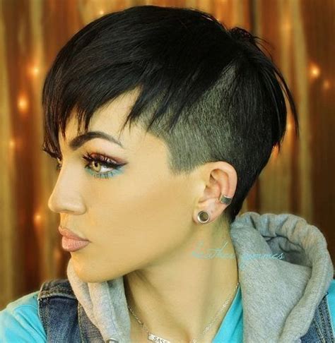 Undercut curly hair female short. 16 Edgy Chic Undercut Hairstyles for Women | Styles Weekly