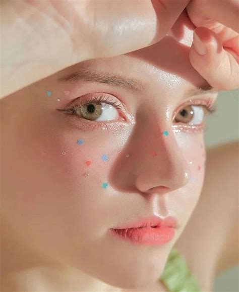 Pin By Jack Sy On Chloe 金愛蘭 김애란 In 2023 Makeup Inspiration Cute
