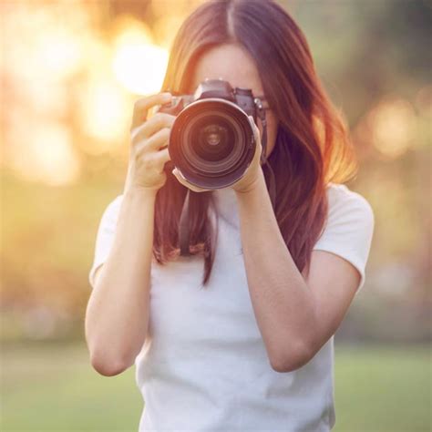 11 Best Dslr Cameras For Beginner Photographers And Professionals
