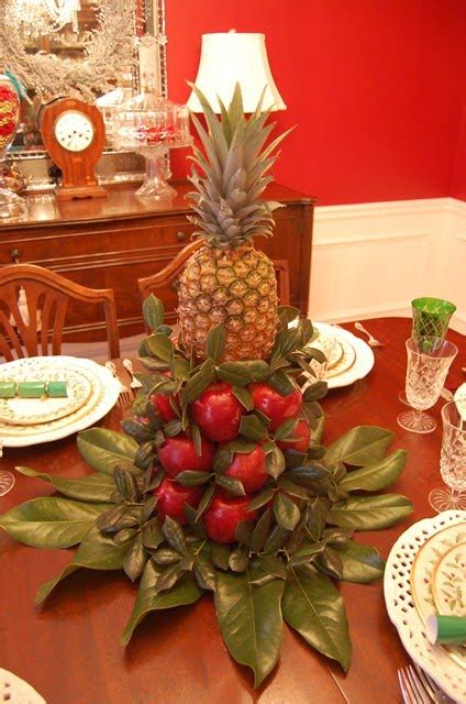 How to make a Colonial Williamsburg Christmas Table ...
