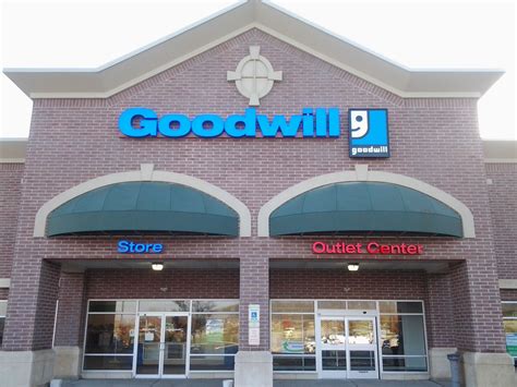 Goodwill Furniture Donation Near Me - Draw-re
