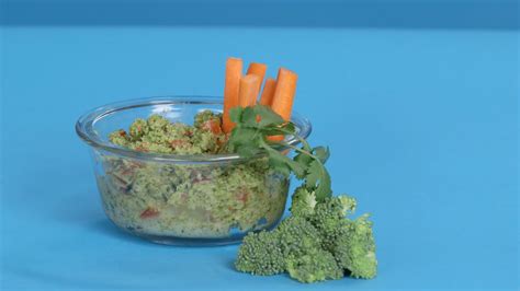 Season with remaining lime juice and salt and pepper to taste. This Brocamole Recipe is the Low-Calorie Way to Guacamole ...