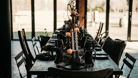 The cabin was built in 1937 and has been serving travelers ever since. Valhalla Restaurant Bar | Wedlockers