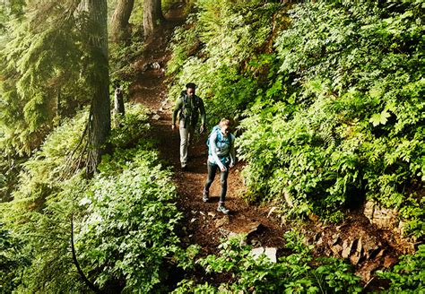 9 Benefits Of Hiking Cleveland Clinic