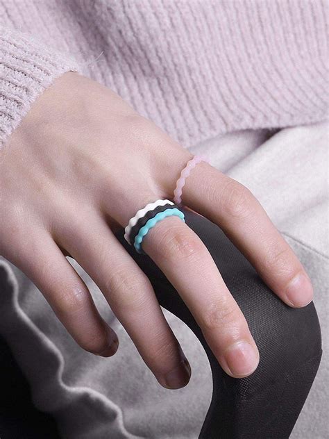 Silicone Wedding Ring For Women Thin And Stackable Durable Rubber Ban