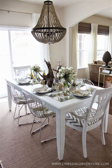 Dining Room Table: Dining Room Table Setting