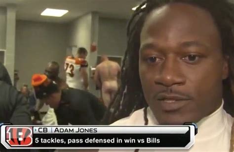 Nfl Network Interviews Player As Naked Teammates Stand Behind Him