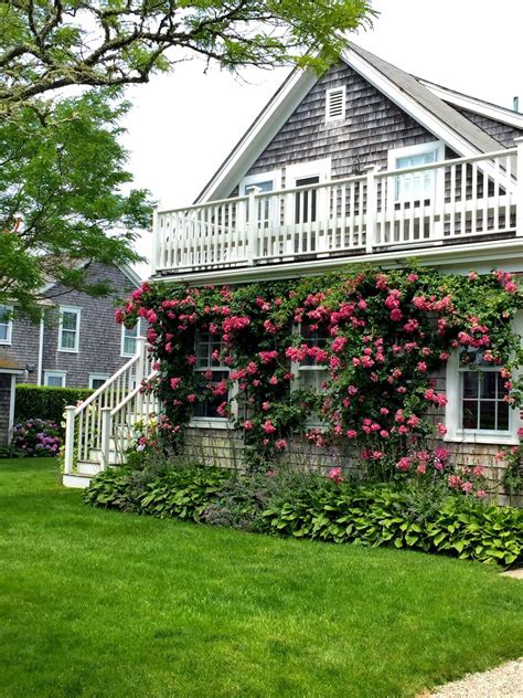 Nantucket Cottage Nantucket Cottage Country Cottage Decor Beach