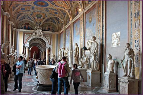 The Gallery Of Statues In The Vatican Museum Vatican Museu Flickr