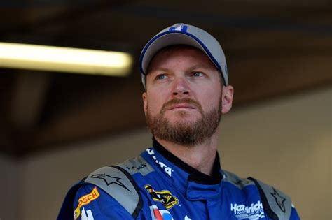 dale earnhardt jr pays tribute to dad on anniversary of death