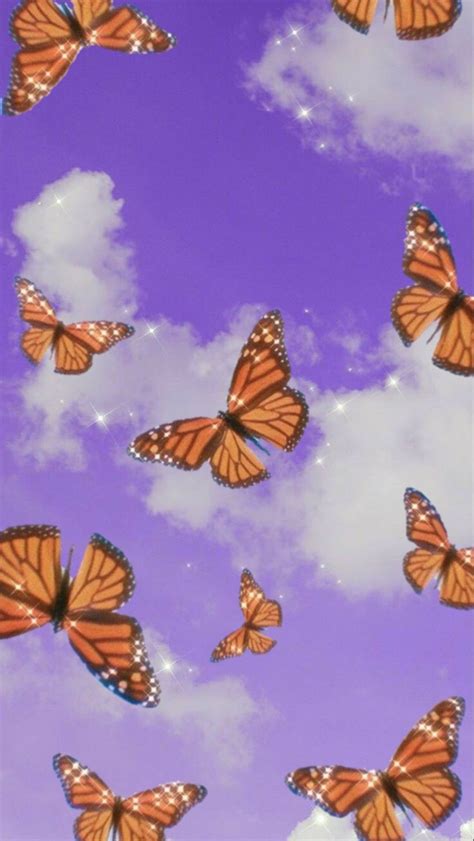 Aesthetic Pastel Purple Wallpaper With Butterflies