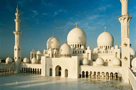 Abu Dhabis Sheikh Zayed Grand Mosque Ranked Among ‘worlds Top 25