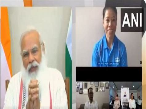 Mary kom fitness video floors fans. Muhammad Ali is my favourite boxer: Mary Kom tells PM Modi during virtual interactive session ...