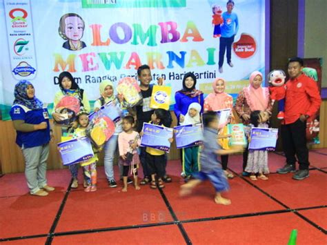 Cara menggambar dan mewarnai pahlawan ibu kartini dan mewarnai via youtube.com. Contoh Gambar Mewarnai Kartini Kartun - KataUcap