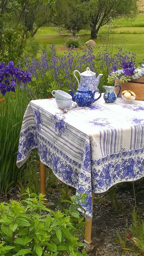 Blue And White Tablescape Tea In The Garden Blue And White